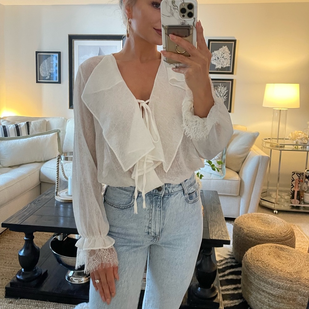 White Ruffle top - Picture 2 of 8